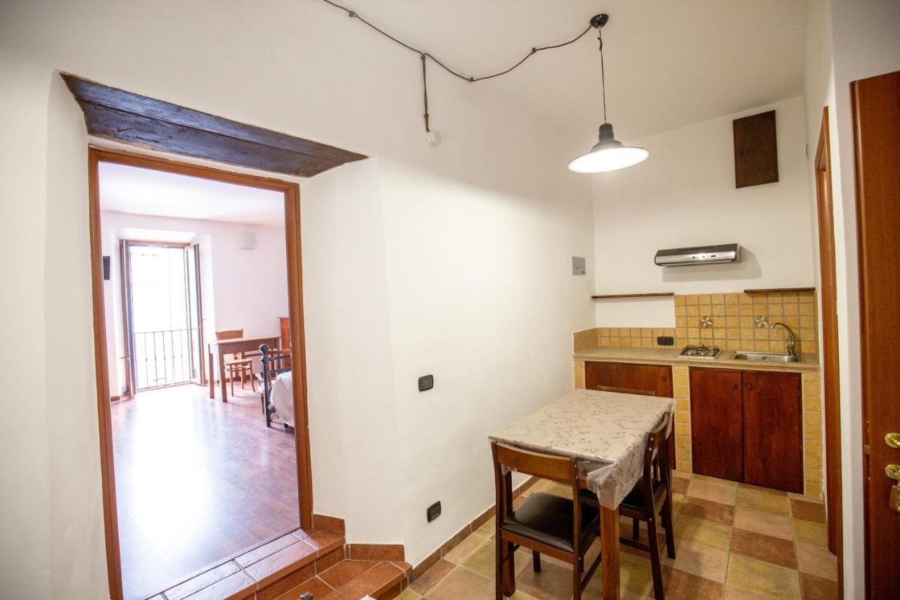 Apartamento Antica Dimora Della Chiesa Olevano Romano Exterior foto