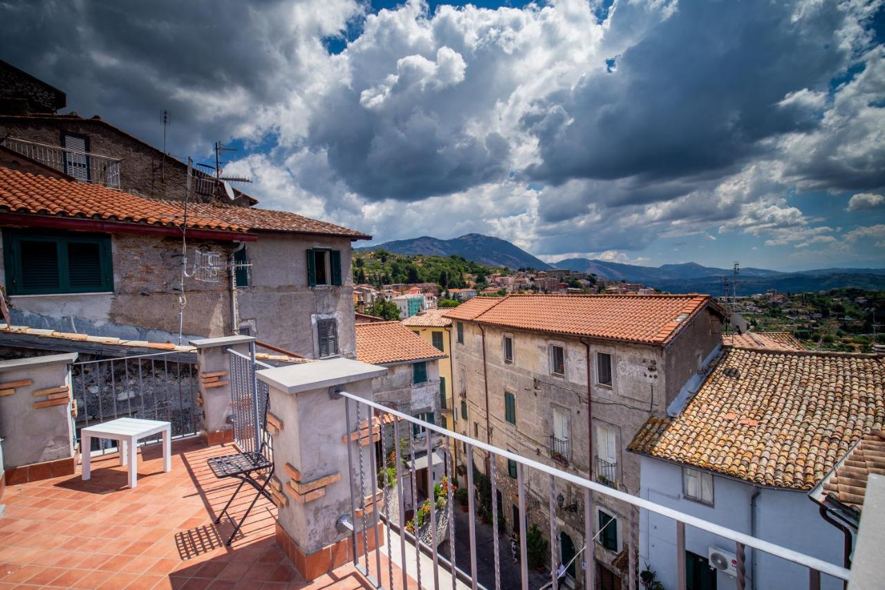 Apartamento Antica Dimora Della Chiesa Olevano Romano Exterior foto