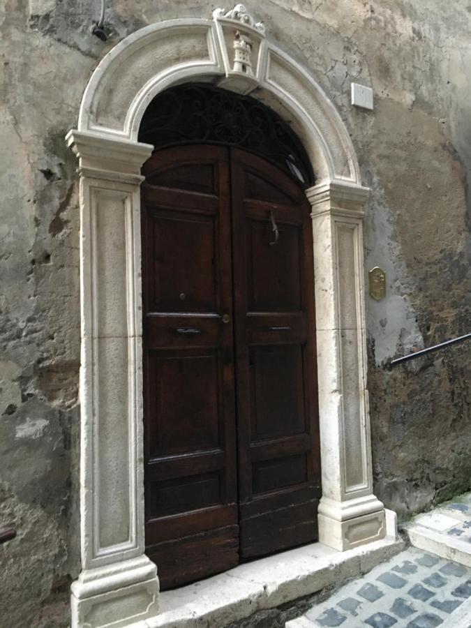 Apartamento Antica Dimora Della Chiesa Olevano Romano Exterior foto
